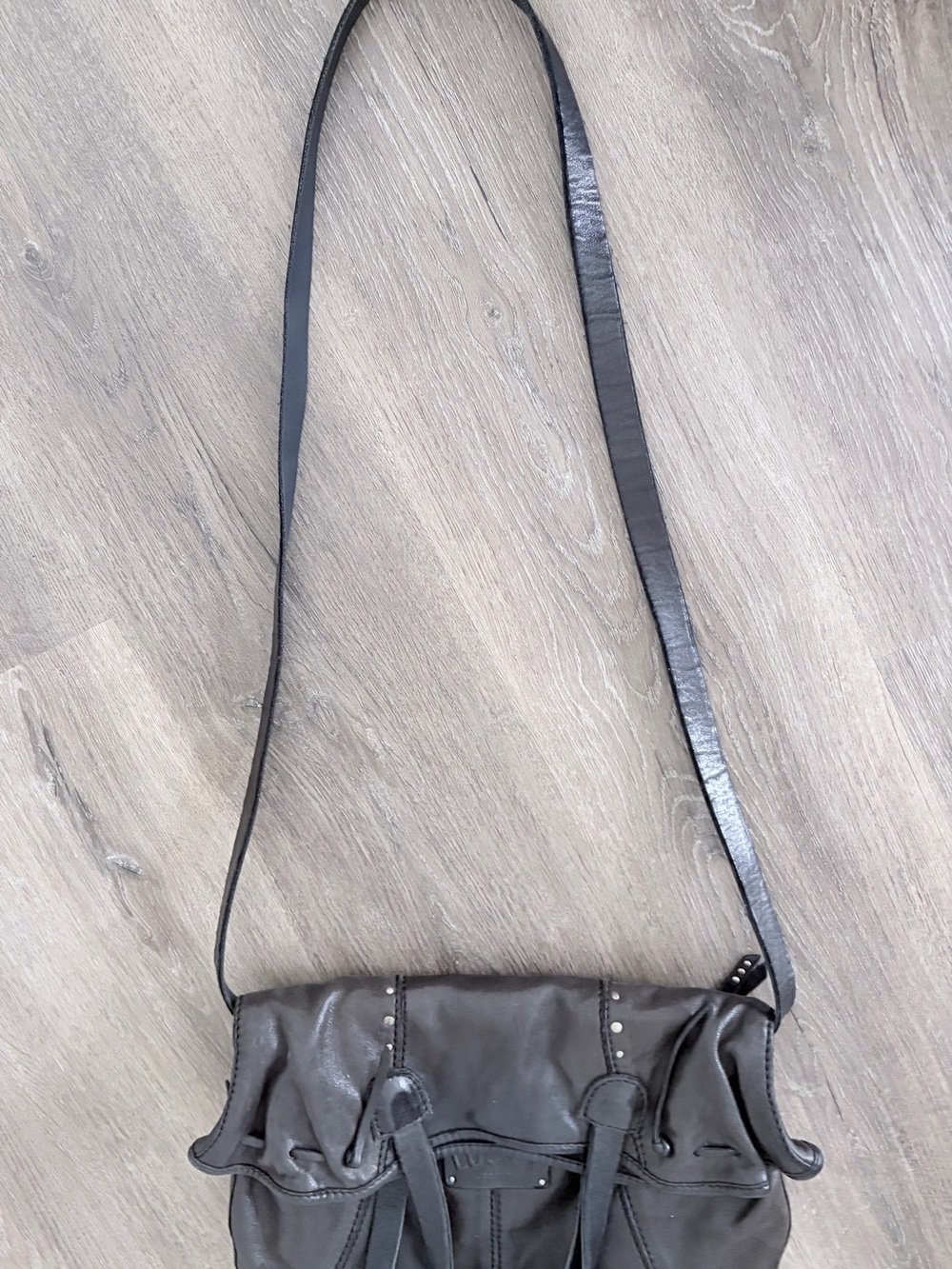 Lucky Brand Black Lambskin Leather cross Bag with Stud Accents - Picture 5 of 11